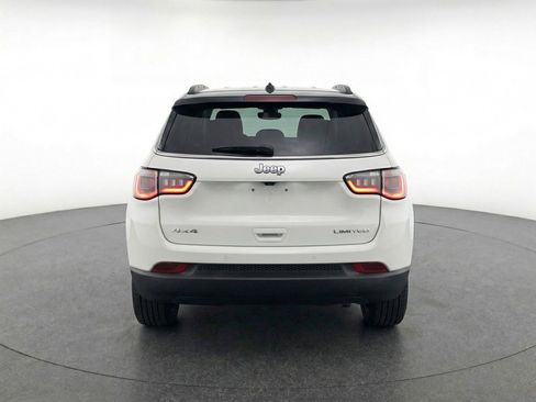 Used 2025 Jeep Compass Limited image 6