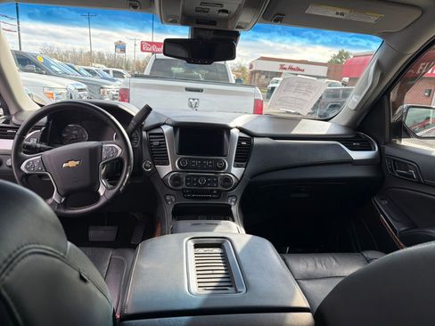 Used 2017 Chevrolet Suburban Premier image 14