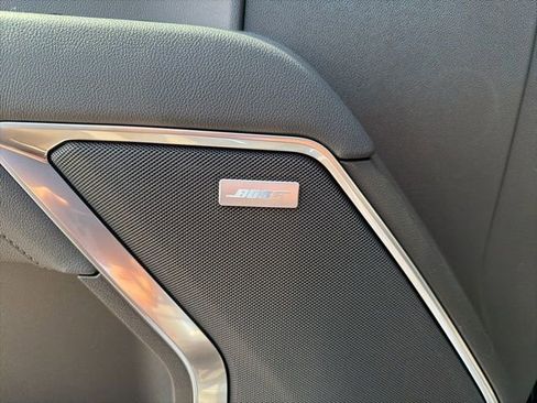 New 2026 GMC Sierra 1500 SLT image 16