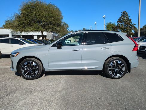 New 2026 Volvo XC60 B5 Plus w/ Protection Package Premier image 7