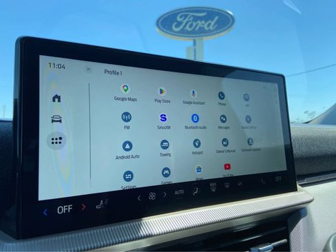 Used 2025 Ford Explorer Active AWD/4WD image 29