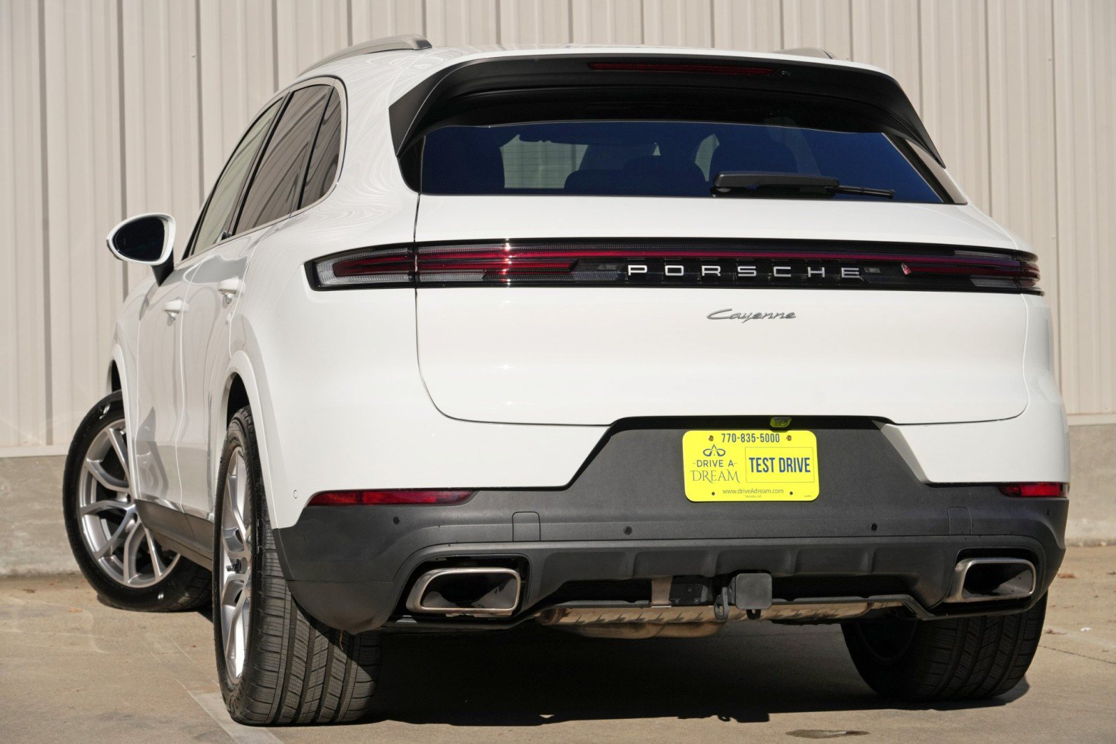 Used 2026 Porsche Cayenne AWD/4WD image 6