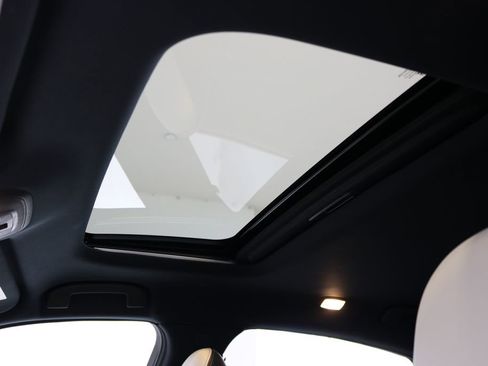 Certified 2025 INFINITI QX55 Essential image 18