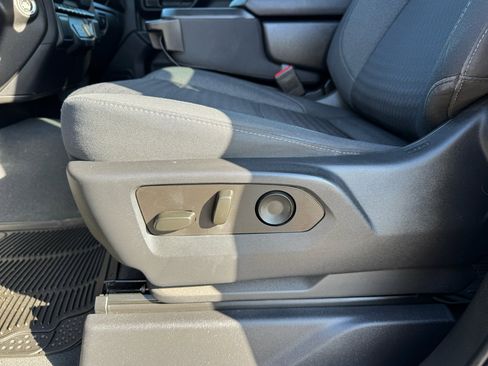 Used 2023 Chevrolet Silverado 1500 Custom image 20