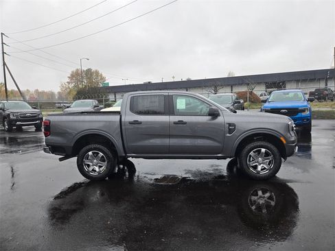 New 2025 Ford Ranger XLT w/ Equipment Group 301A High image 4