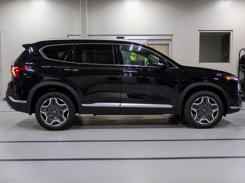 Certified 2022 Hyundai Santa Fe Limited w/ Cargo Package image 6