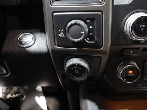 Used 2017 Ford F150 Limited AWD/4WD image 27