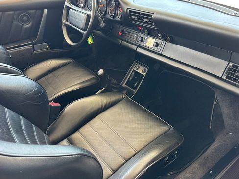 Used 1989 Porsche 911 Speedster RWD image 27