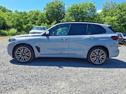 Used 2026 BMW X5 xDrive40i w/ M Sport Package AWD/4WD image 4