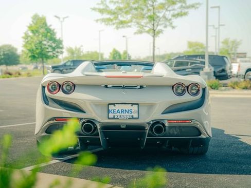 Used 2023 Ferrari F8 Tributo RWD image 39