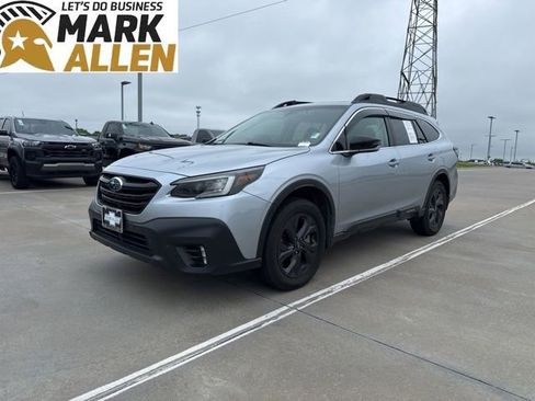 Used 2020 Subaru Outback Onyx Edition XT image 2