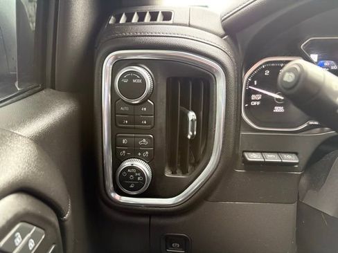 Used 2021 GMC Sierra 1500 Denali w/ Denali Ultimate Package AWD/4WD image 18