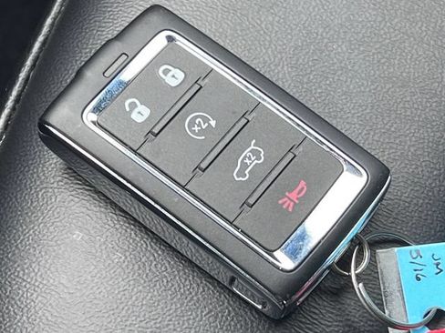 Used 2024 Jeep Grand Cherokee Limited w/ Black Appearance Package AWD/4WD image 28