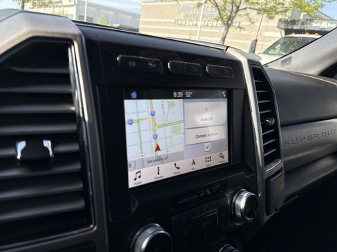 Used 2019 Ford F250 Platinum w/ Platinum Ultimate Package AWD/4WD image 22