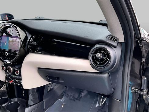 Used 2022 MINI Cooper S FWD image 19