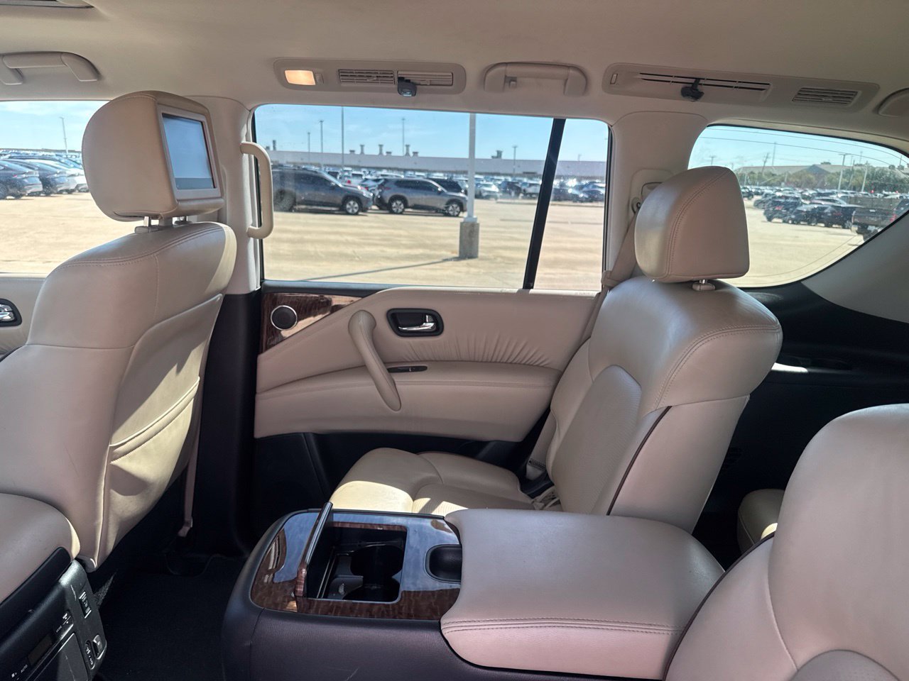 Used 2019 Nissan Armada Platinum w/ Captain's Chairs Package RWD image 45