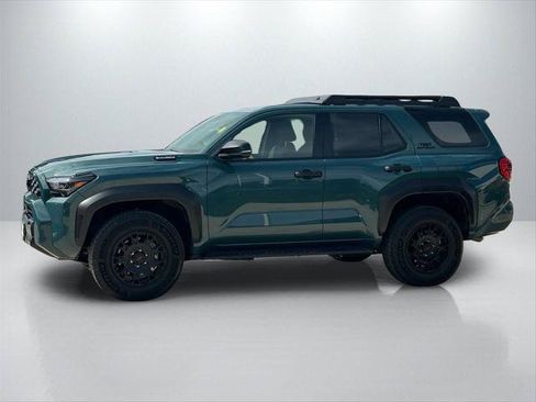 Certified 2025 Toyota 4Runner TRD Off-Road AWD/4WD image 8