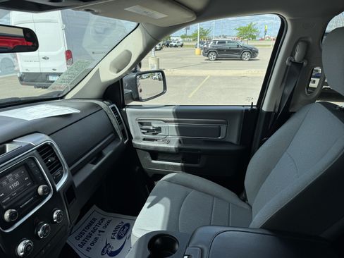 Used 2024 RAM 1500 Classic SLT AWD/4WD image 12
