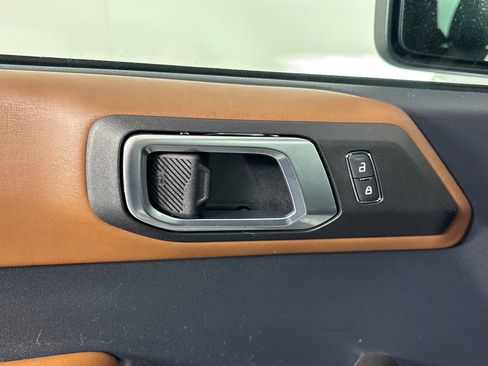 Used 2022 Ford Bronco Outer Banks image 12