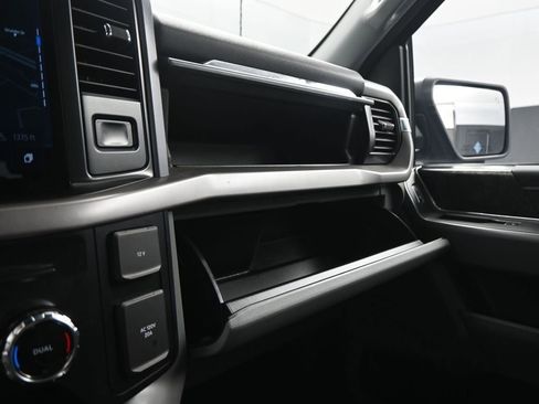 Used 2024 Ford F150 Lightning XLT image 22