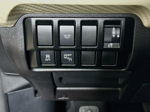 Used 2022 Subaru Ascent Premium AWD/4WD image 11