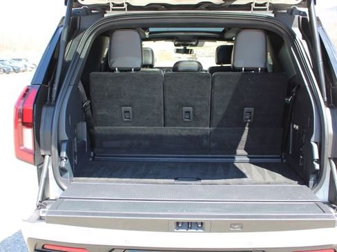 Used 2025 Ford Expedition Tremor AWD/4WD image 59