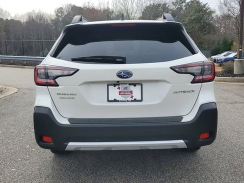 Used 2023 Subaru Outback Limited image 5