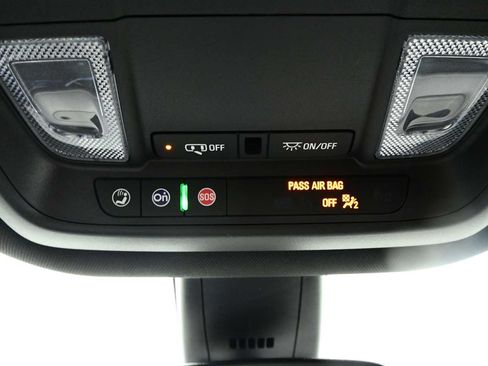 Used 2023 Buick Enclave Essence w/ Sport Touring Edition AWD/4WD image 39