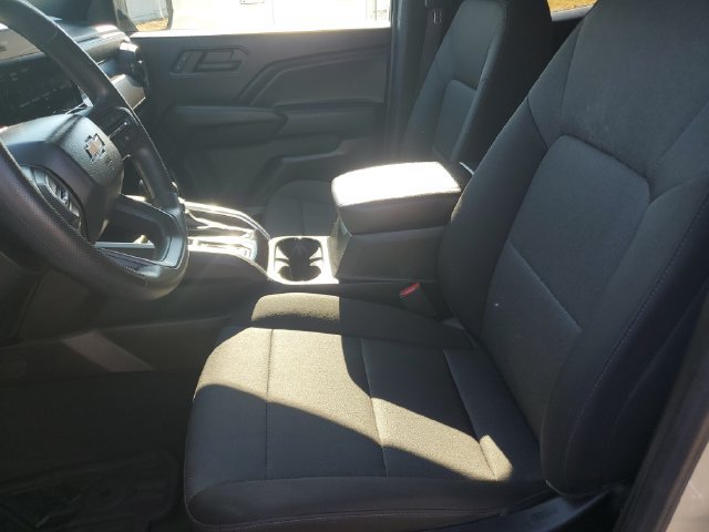 Used 2024 Chevrolet Colorado W/T w/ WT Convenience Package II RWD image 17
