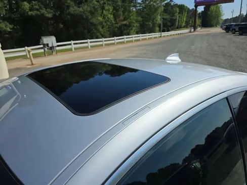 Used 2020 BMW 430i Coupe w/ Convenience Package RWD image 12