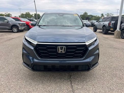 Used 2024 Honda CR-V EX image 2
