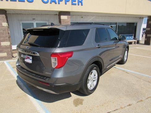 Used 2023 Ford Explorer XLT w/ Equipment Group 202A AWD/4WD image 5