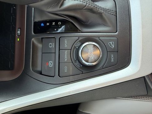 Certified 2025 Toyota RAV4 Limited image 31