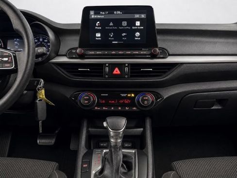 Used 2019 Kia Forte LXS FWD image 22