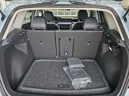 New 2026 Volkswagen Taos SE image 19