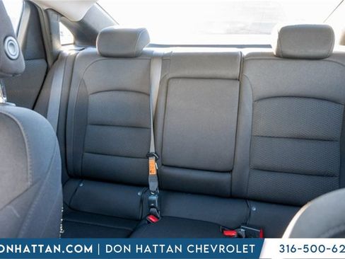 Used 2023 Chevrolet Malibu LT image 16