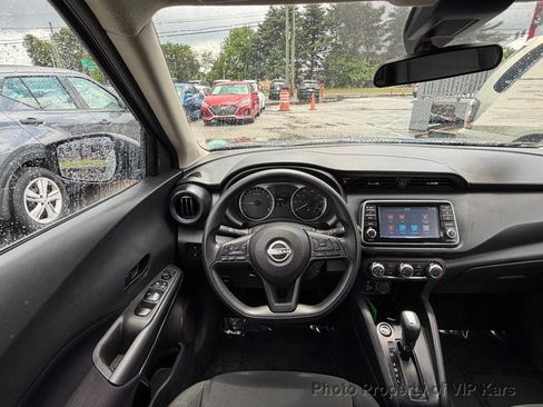 Used 2024 Nissan Kicks S FWD image 18
