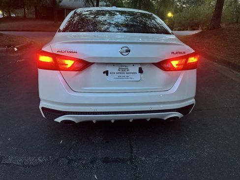 Used 2020 Nissan Altima 2.5 Platinum FWD image 5