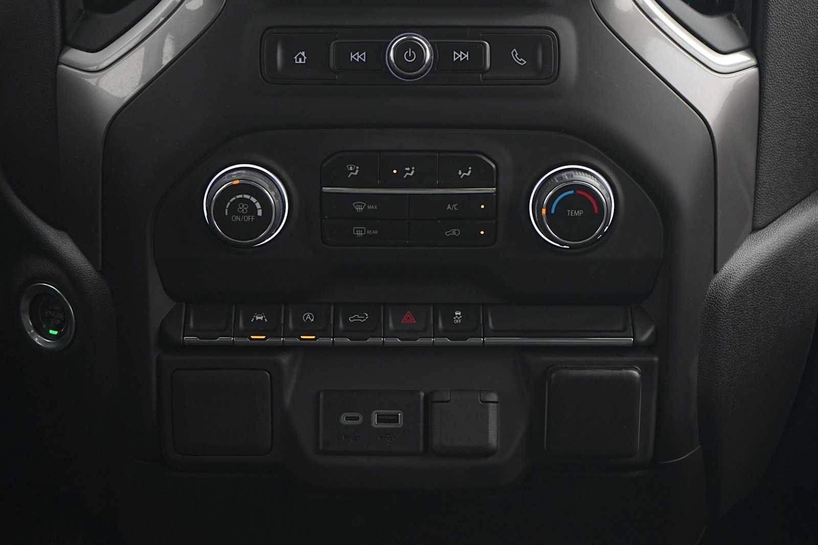 Used 2023 Chevrolet Silverado 1500 Custom AWD/4WD image 21