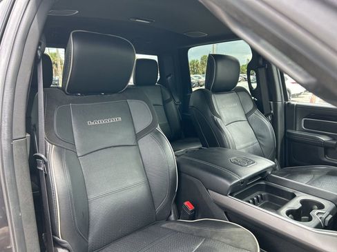 Used 2020 RAM 3500 Laramie w/ Night Edition image 36