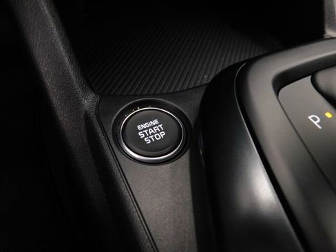 Used 2025 Kia K4 LXS image 22