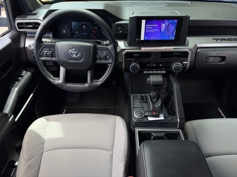 Used 2025 Toyota Tacoma SR5 RWD image 15