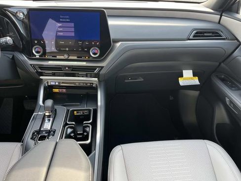 New 2026 Lexus TX 350 AWD image 13