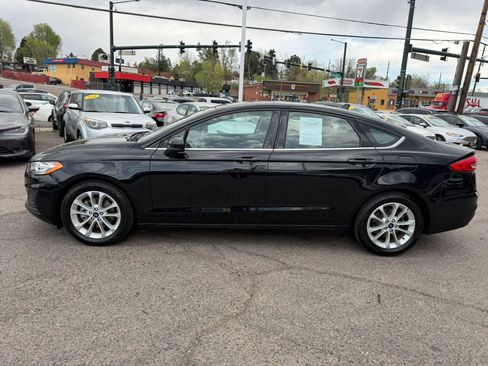 Used 2019 Ford Fusion SE image 5
