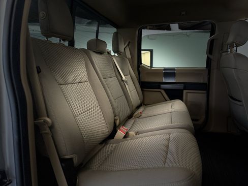 Used 2019 Ford F150 XLT w/ Equipment Group 302A Luxury AWD/4WD image 28