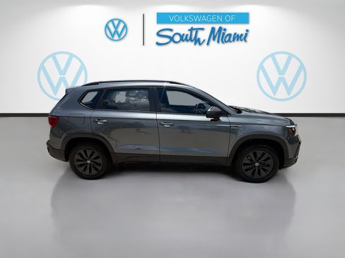 Used 2024 Volkswagen Taos S FWD image 8