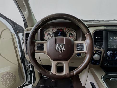 Used 2016 RAM 1500 Laramie Longhorn w/ Convenience Group AWD/4WD image 17