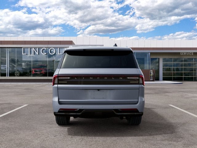 New 2027 Lincoln Navigator L Reserve AWD/4WD image 5
