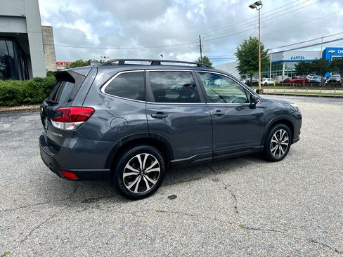 Used 2022 Subaru Forester Limited image 22
