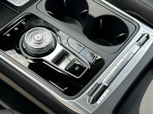 New 2026 Kia Carnival SX FWD image 18